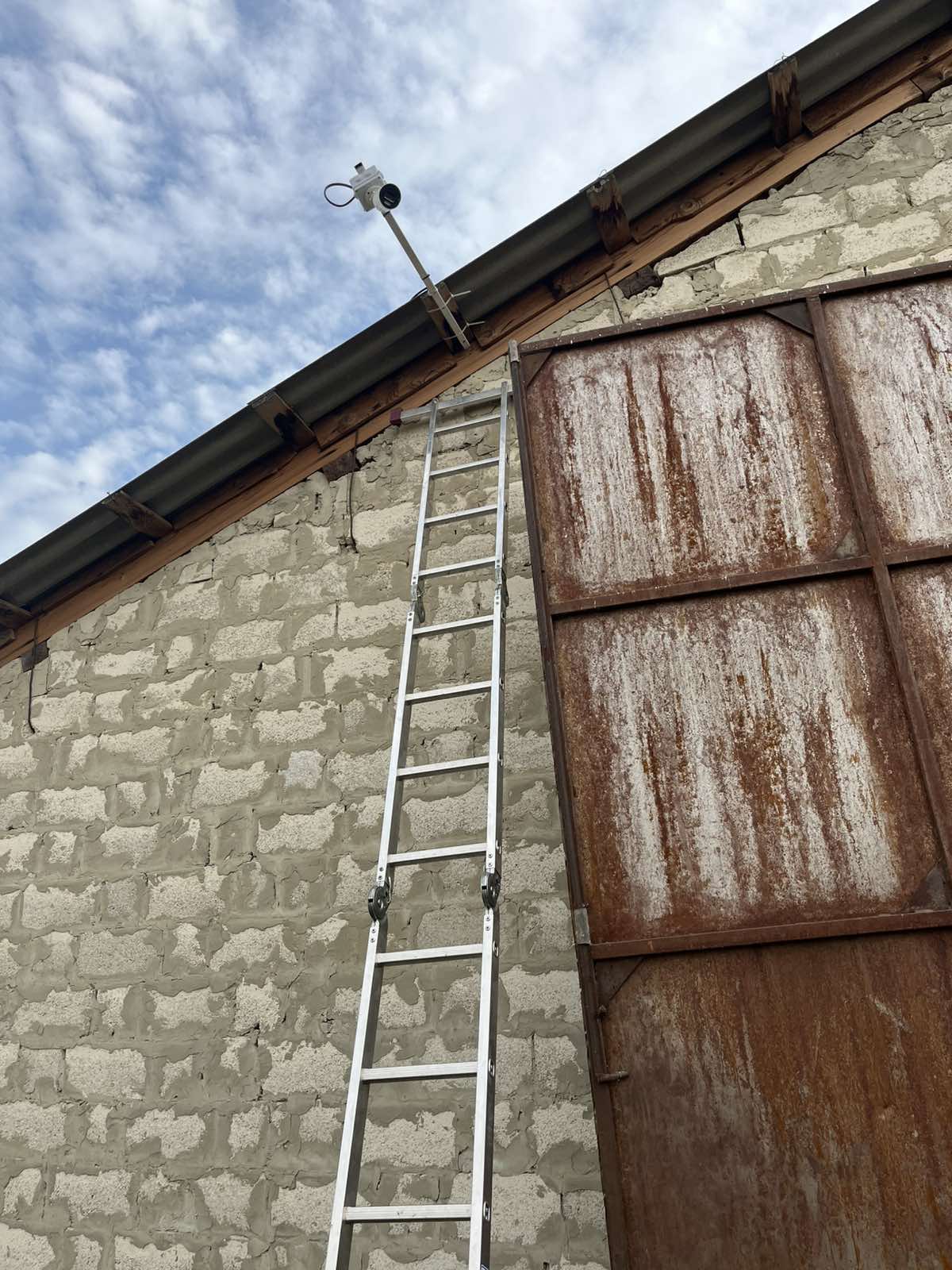 Instalare sistem de supraveghere video – Sărătenii Vechi - fotografie